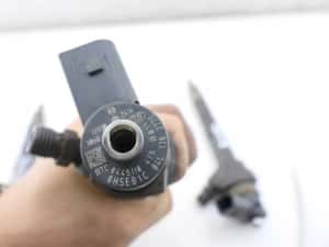 Injector Audi A3 2.0 TDI Cod injector 04L130277E — miniatura 4