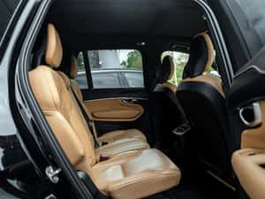 Volvo XC90 1969 cm3 Hibrid, automată, 62.500 km — miniatura 4