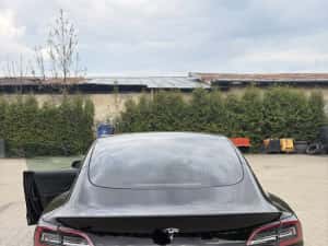 tesla model3 dual motor — miniatura 5