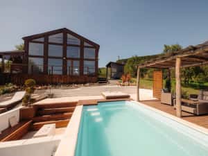 Cabana premium cu piscină pentru relaxare totală — miniatura 4