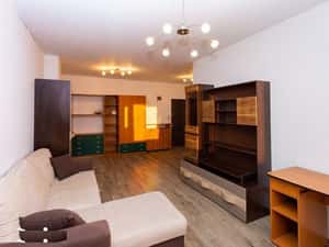 Inchiriez apartament — miniatura 2