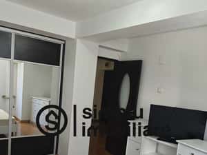 2 decomandate, etaj 1, bloc nou, centrala termica - 490 Euro