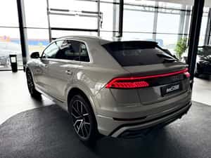 Audi Q8 45TDI Quattro S Line Business, SUV premium diesel — miniatura 7