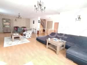Casa individuala 6 camere de vanzare 250 mpu 361 mp teren zona Lupeni — miniatura 2