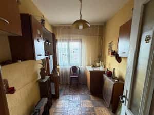 Apartament renovabil, 2 camere , 62 mp , Radauti — miniatura 5