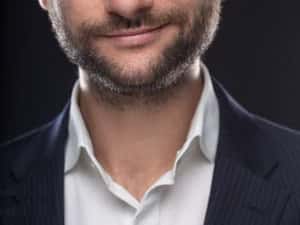 Garsonieră tip cămin–21 mp, baie proprie, Tractorul, ideal investiție — miniatura 2