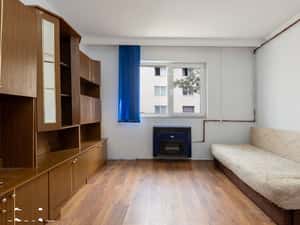 Garsonieră tip cămin–21 mp, baie proprie, Tractorul, ideal investiție — miniatura 3