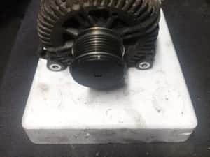 Alternator 2.0 tdi BMR BKP BKD 021903026L Volkswagen Passat B6 2005-20 — miniatura 4