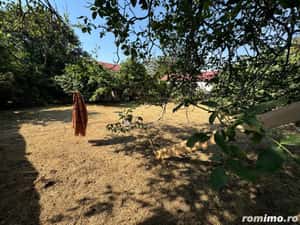 Teren cu casă demolabilă zona centrală Eforie Nord — miniatura 2