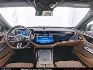 Mercedes-Benz E 220 Automată 197 HP Diesel — miniatura 3