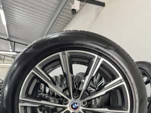 Jante Bmw X5 X6 R20 G05 G06 Originale M740 Demo Pirelli de vara 99% 2023 — miniatura 10