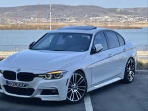BMW // F30 // LCI // 328i // M PACKET // TRAPA // HEAD UP — miniatura 10