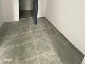 Garsoniera decomandata cu curte de 15mp, metrou Aparatorii Patriei — miniatura 5