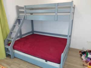 TRANSPORT GRATUIT.Pat etajat cu spatiu pt joaca sau saltea.cod 3012 — miniatura 7