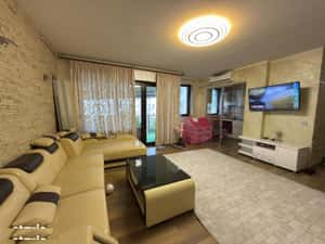 Apartament cu 3 camere-89mp-zona 9 Mai — miniatura 2