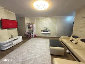 Apartament cu 3 camere-89mp-zona 9 Mai — miniatura 3
