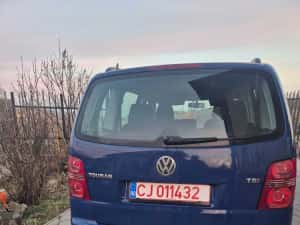 Vând Volkswagen Touran benzină — miniatura 2