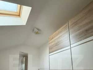 Apartament pe 2 nivele, 40mp, zona centrala