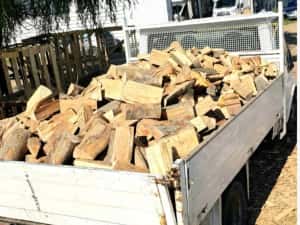 Nisip,Sort , balastru și Lemne de foc — miniatura 4