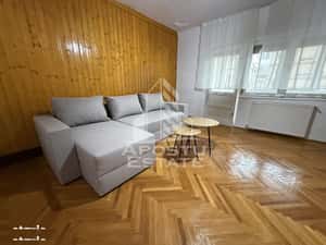 Apartament cu 3 camere, etajul 1, centrala proprie, zona Cotu Mic — miniatura 3