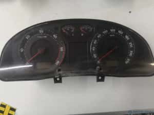 Ceasuri Bord Skoda Superb (3U4) [ 2001 - 2008 ] Oem 81071428 — miniatura 3