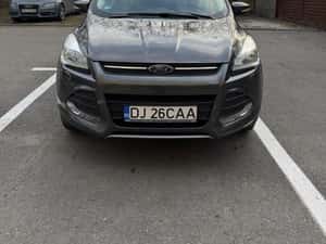 Ford Kuga Manuală 150 HP Benzină - 7.800 EUR