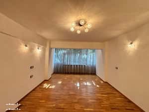 Apartament 3 camere et 1 Calea lui Traian zona Lahovari — miniatura 3