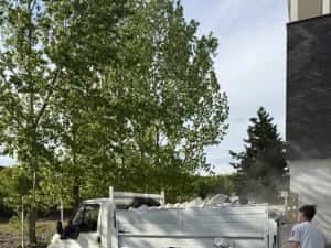 Debarasare Moloz și Mobilă Veche - Încărcare și Transport Inclus — miniatura 2