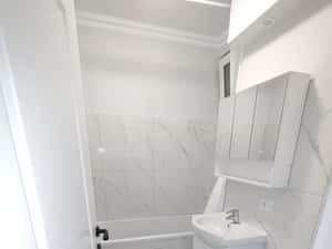 Inchiriez apartament — miniatura 4