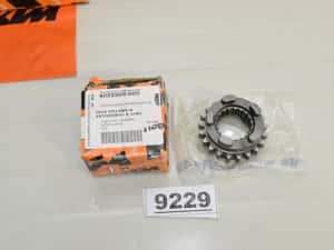 Husqvarna Svartpilen 250 401 2018 2023 Pinion treapta a 6 a de viteza — miniatura 9