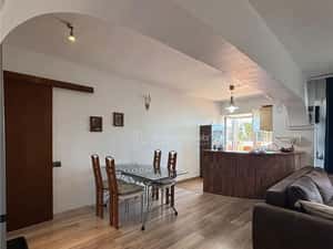 2 Apt. x 3 Camere, Unirii (Bd. Libertatii), Parcare , Centrala — miniatura 3