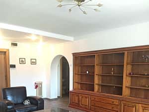 Apartament cu 3 camere de închiriat – Piața Unirii  Fântâni — miniatura 5