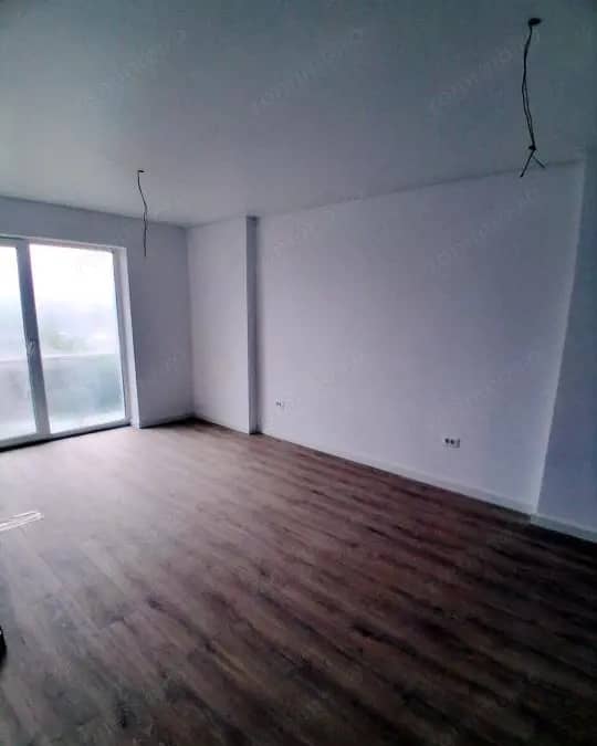 2 Camere, decomandat, zona Nicolae Teclu, str. Gura Calitei, Codrea Estate — fotografie 1 din 10