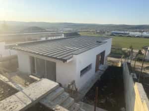 Vand casa Dezmir - zona Planoarelor — miniatura 2