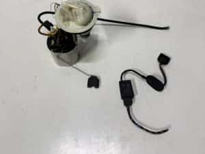 Pompa releu rezervor benzina combustibil 2.0 BPY TFSI Passat B6 — miniatura 2