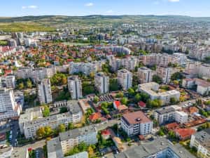 Dambovtei 37. Apartamet cu 3 camere. Parcare subterana inclusa. — miniatura 2