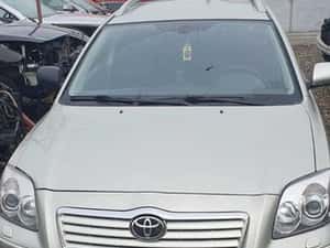 Motor complet fara anexe Toyota Avensis 2.2 d-cat 177 cp 2006 tip 2ad  2ad-fhv cutie de viteza manuala turbina grup diferential spate portiera stanga — miniatura 5