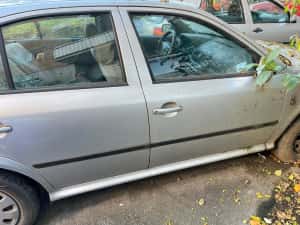 Vând în Lugoj, Skoda Octavia Tour M1 AA berlina, pe motorină, motor AXR, 1.9 TDI, 101 CP, 74 kw — miniatura 3