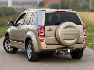 Suzuki Grand Vitara 1.9 DDIS 129 CP 4WD 2010 IMPECABIL — miniatura 3