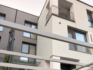 Închiriez apartament cu 3 camere 80 mp mobilat — miniatura 4