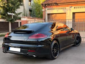 Porsche Panamera Edition•300cp•GTS•2016•Variante — miniatura 4