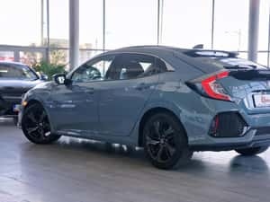 Honda Civic Manuală 120 HP Diesel — miniatura 6