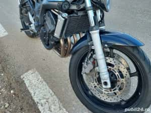 Motocicleta Yamaha fz6 — miniatura 4