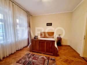 Apartament de vanzare 2 camere 2 bai 2 pivnite Sibiu Centrul Istoric — miniatura 2