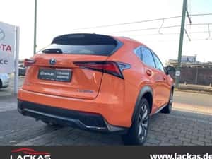 Lexus NX 300 Hibrid - Fără accidente - 75.000 km — miniatura 2