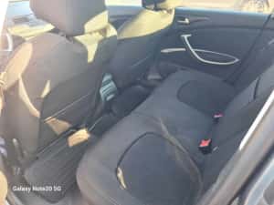 Vand citroen c5 2.0 diesel 2009 140 cp stare foarte buna cauciucuri noi — miniatura 6