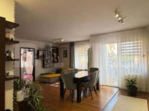 Apartament 3 camere, 64mp, decomandat, etaj 1,  2 parcari, Terra — miniatura 4