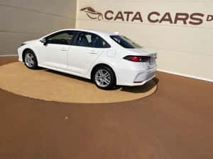 Toyota Corolla Manuală 125 HP Benzină — miniatura 2