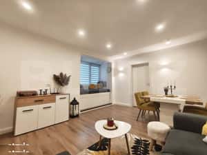 Apartament cu 3 camere, tip C, 73 mp, renovat, vedere Cris — miniatura 2