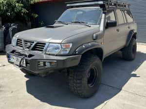 VÂND Nissan Patrol Y61 3.0 ZD30 — autoutilitară, recondiționat total, 200 CP — miniatura 3